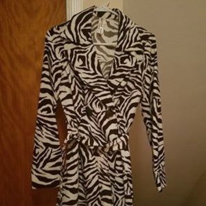Women's stylish light jacket; print